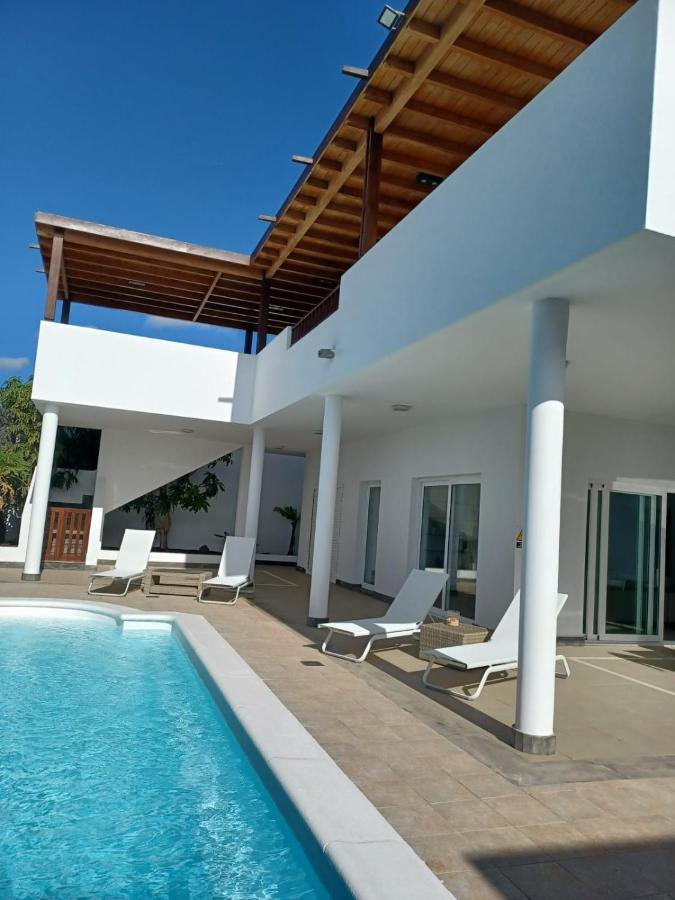 Villa Lanzarote Puerto Calero Extérieur photo