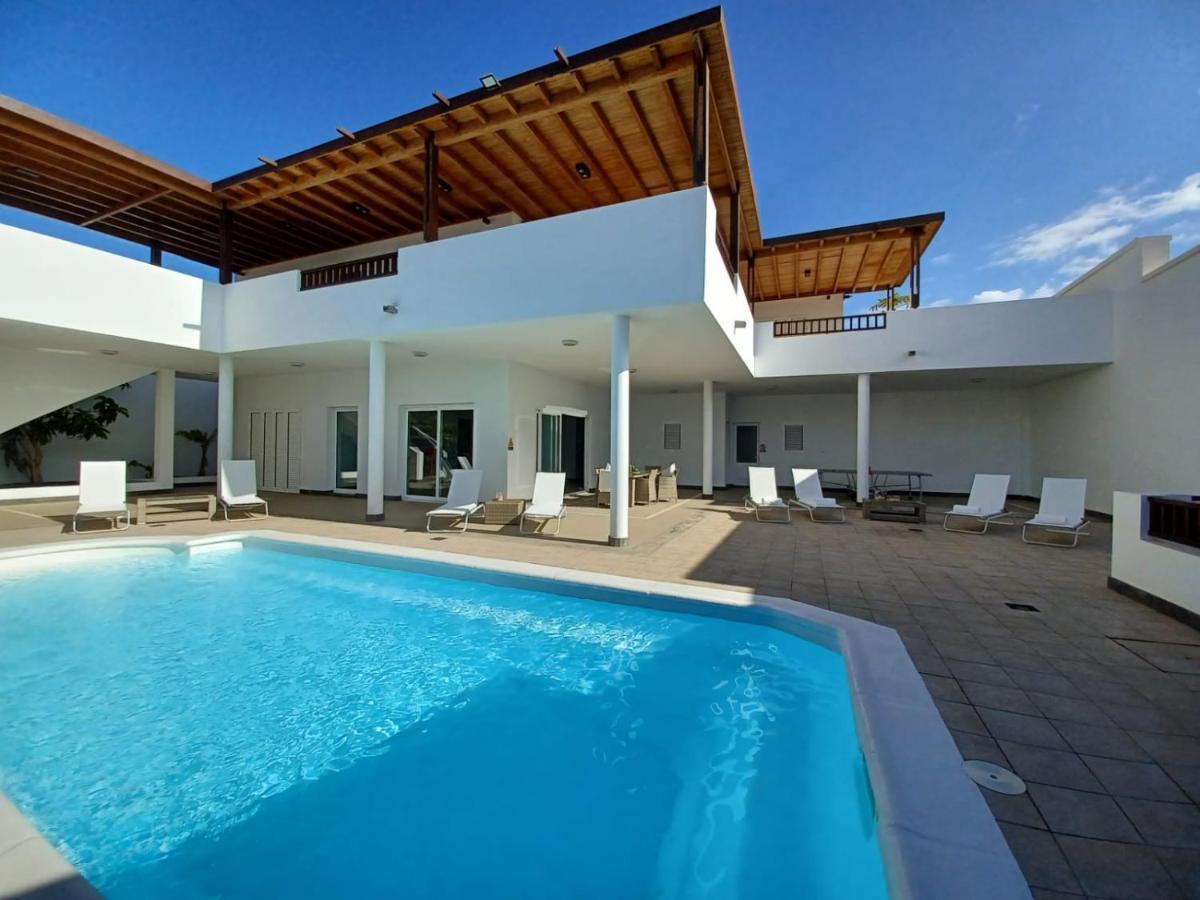 Villa Lanzarote Puerto Calero Extérieur photo
