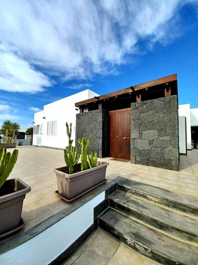 Villa Lanzarote Puerto Calero Extérieur photo