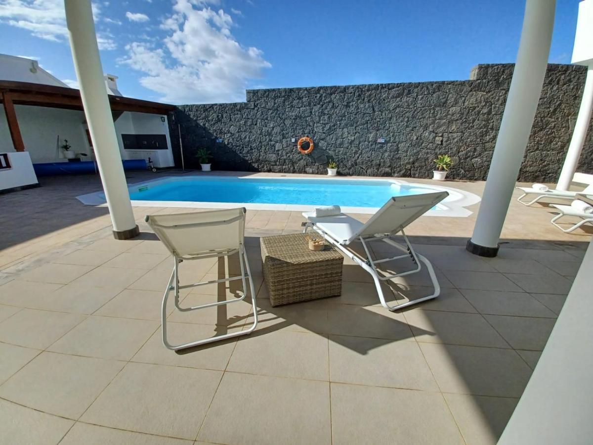Villa Lanzarote Puerto Calero Extérieur photo